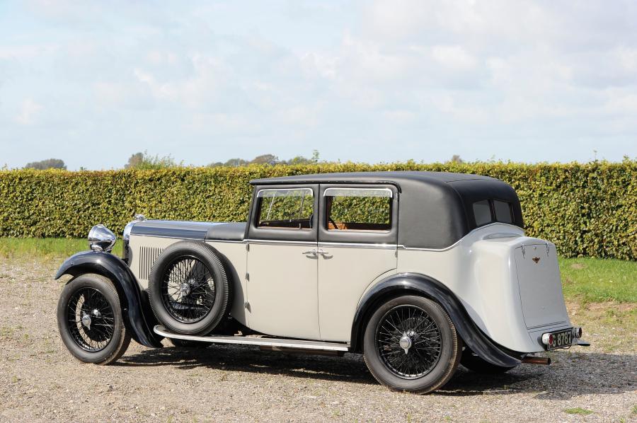  Lagonda 16/80 Saloon by Weymann 1933 года  (фото 15 из 17)
